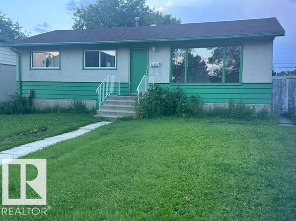 11026 155th St NW, Edmonton, AB T5P 2N3