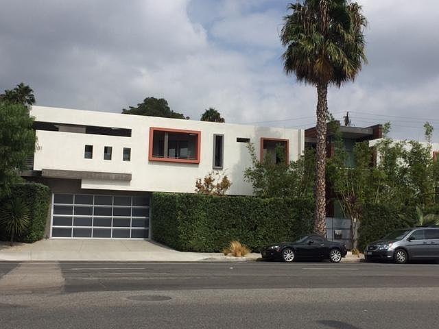 1st image of 500 N San Vicente Blvd #A
