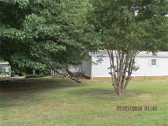 5th image of 153 Forest Pond Dr