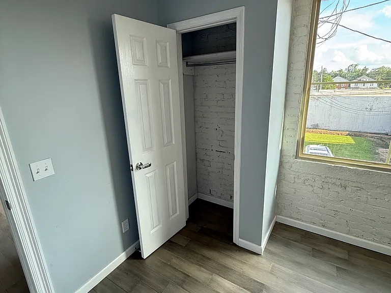 143 Main St N #6 — Photo 9