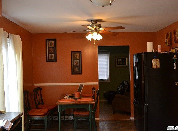3rd image of 2326 Chestnut Ave