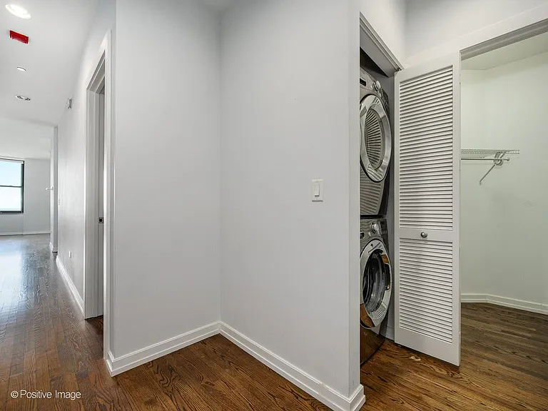 6 N Michigan Ave #80-J — Photo 18