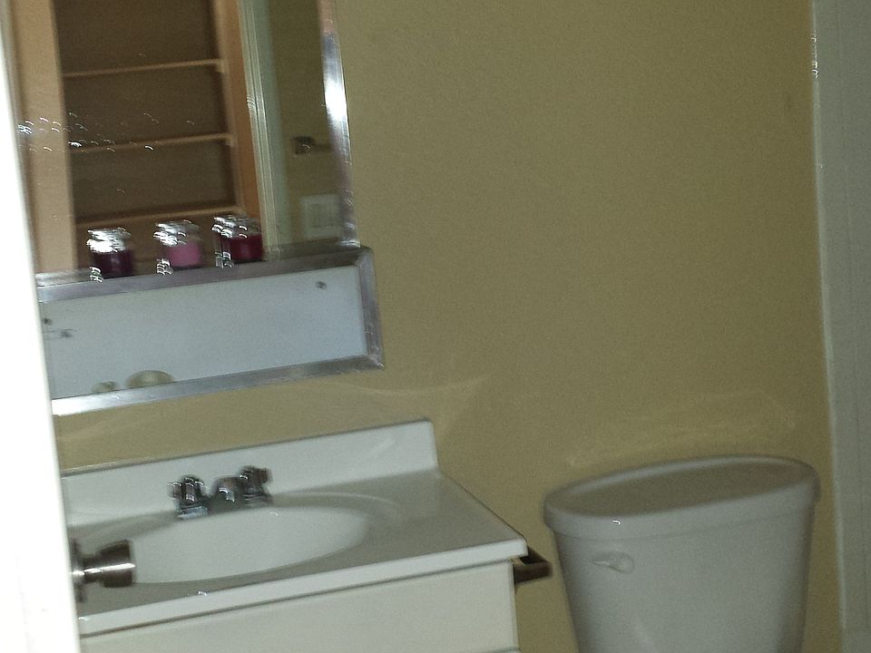 1st image of 1910 Ferrell St APT 6