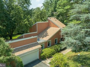 3115 Fox Den Ln, Oakton, VA 22124