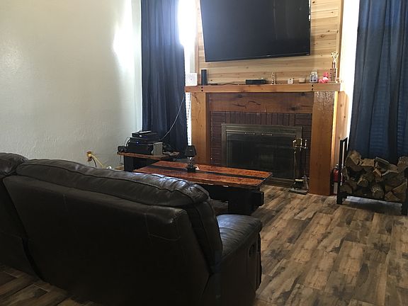 Living Room (New Wood Tile)