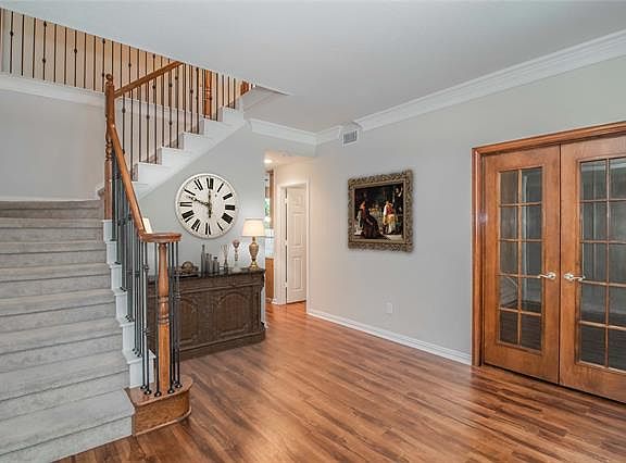3rd image of 2401 Brittany Ln