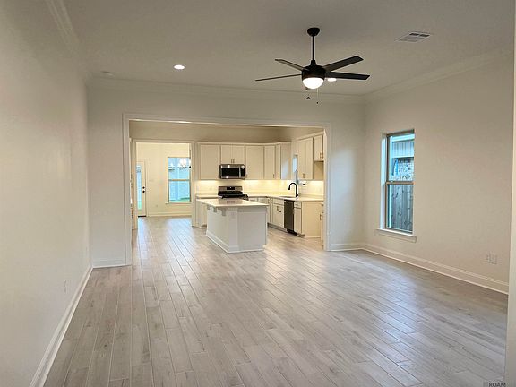 3rd image of 776 Elliston Dr