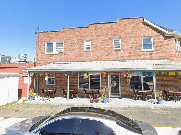 100 Willow Spring Rd, Dundalk, MD 21222