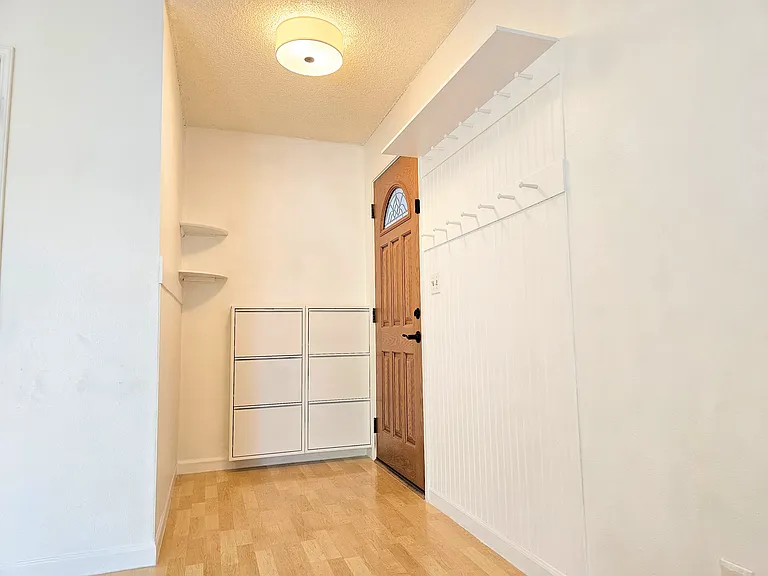 16850 SW Gleneagle Dr — Photo 17