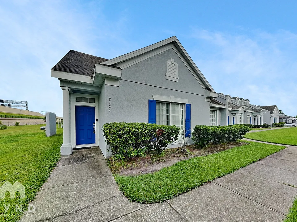 2125 Island Walk Dr