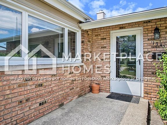 3rd image of 1349 Ebeling Dr