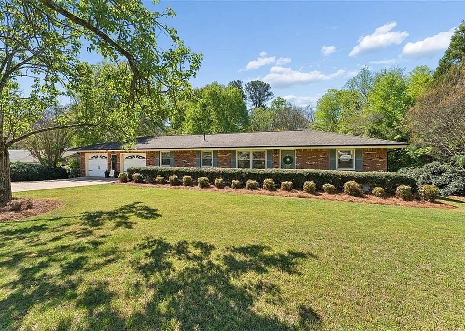 1st image of 668 Debra Dr