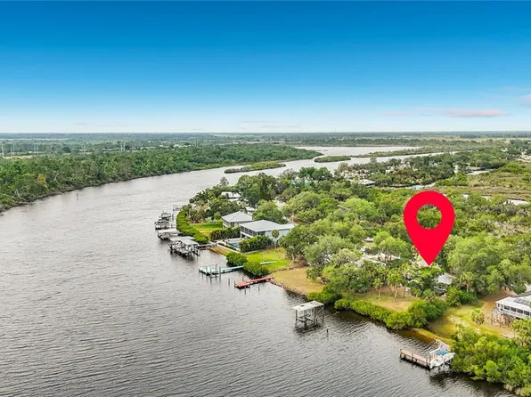 2514 River Bend Dr, Ruskin, FL 33570