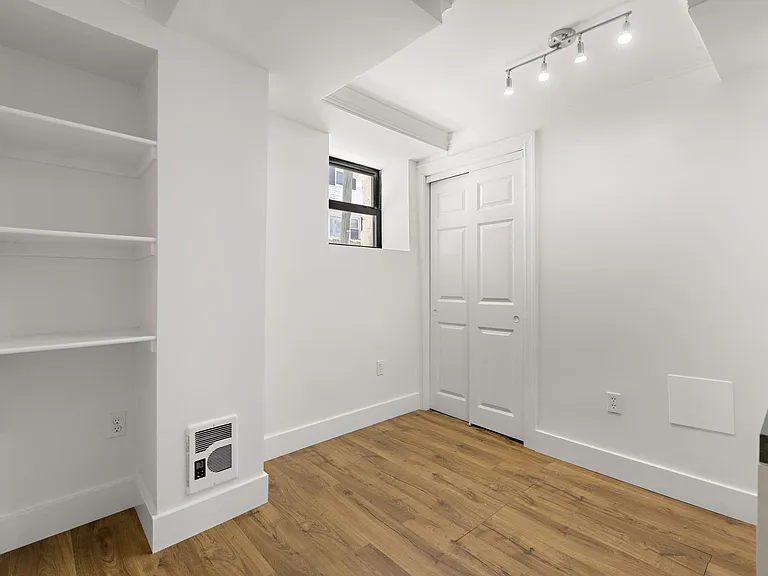 151 Sip Ave #37 — Photo 9