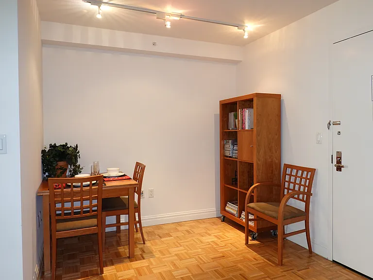 1500 Lexington Ave #11F — Photo 11