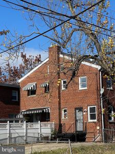 627 Forrester St SE, Washington, DC, 20032