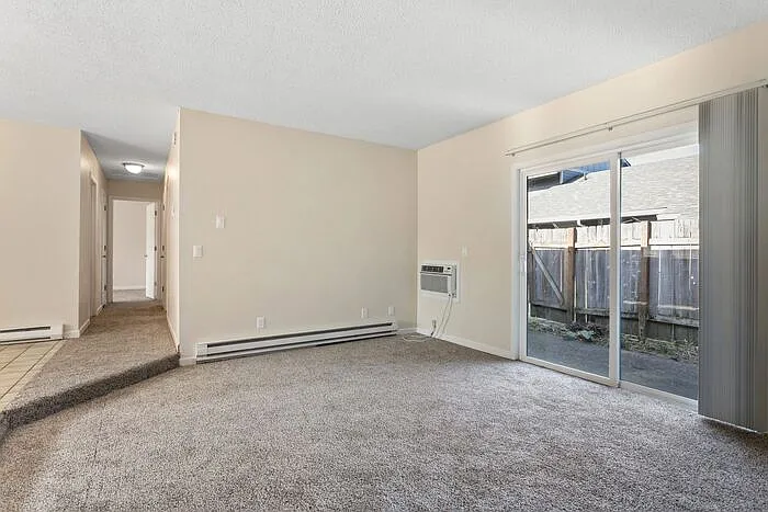 16540 NE Glisan St #29 — Photo 8