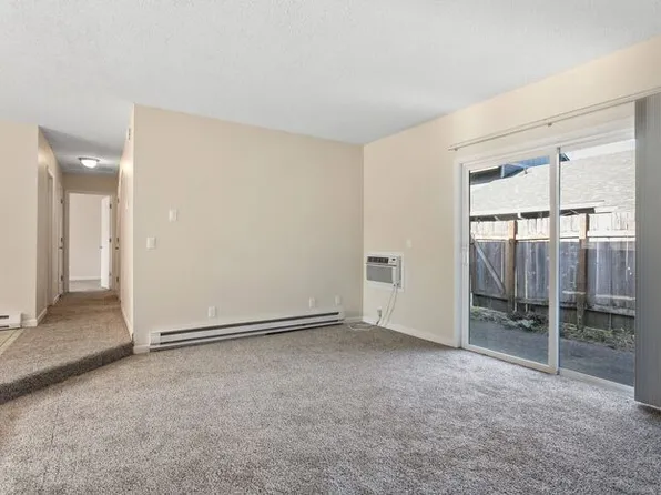 406 NE 165th Ave #28, Portland, OR 97230