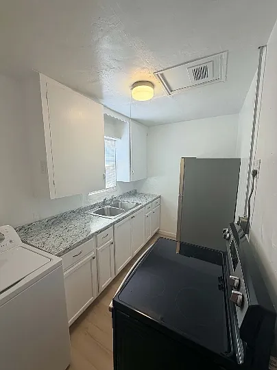 2 bed, 600 sqft, $1,000 — Photo 4