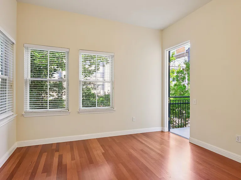 435 Sheridan Ave #201 — Photo 32