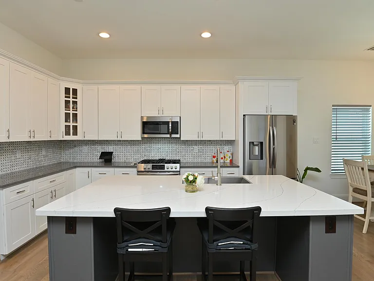 1117 W 16th St #C — Photo 42