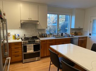 1108 S Busey Ave APT 1, Urbana, IL 61801
