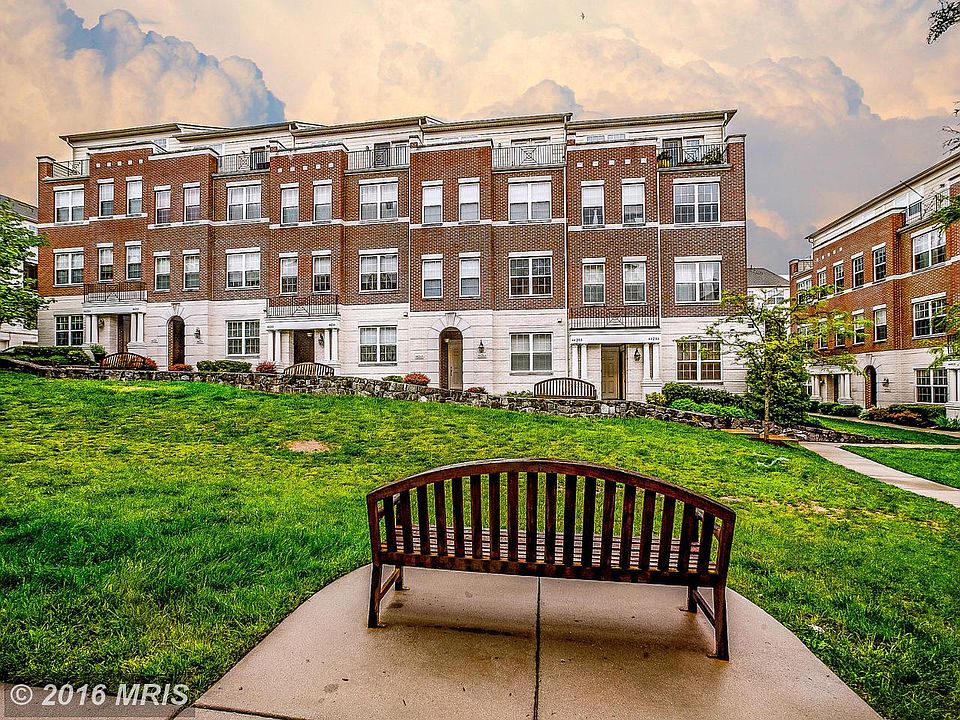 1st image of 4428A Beechstone Ln