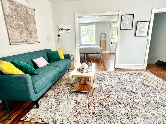 4th image of 3325 Demenil Pl Floor 2