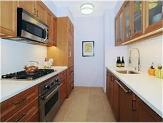 Rented by Douglas Elliman | media 4