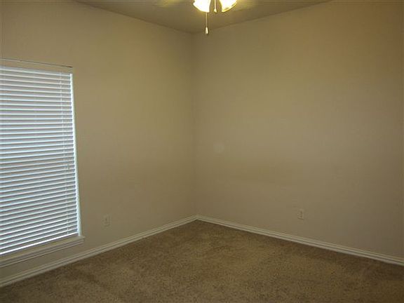 1805 Briar Oak A 007