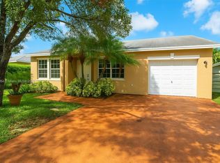 Stoneybrook At Country Wa, Miami, FL 33186