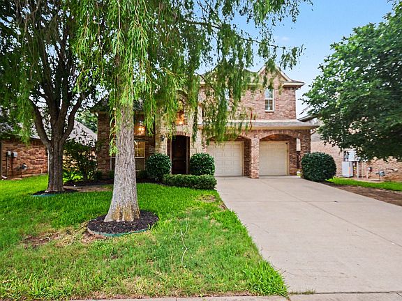 3rd image of 4111 Creek Hill Ln