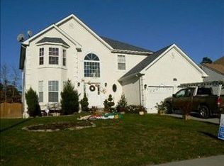 10 Summerleaf Dr, Egg Harbor Township, NJ 08234