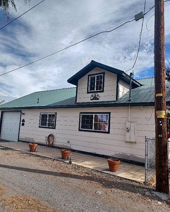 2nd image of 563 4th St