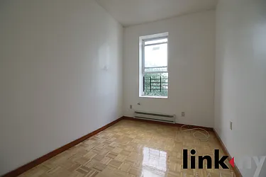 Rented by Link NY Realty