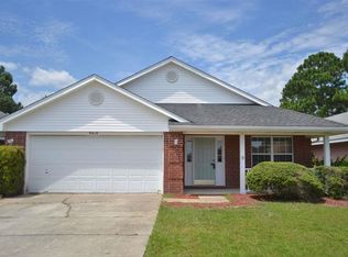 9418 Pine Lilly Ct, Navarre, FL 32566