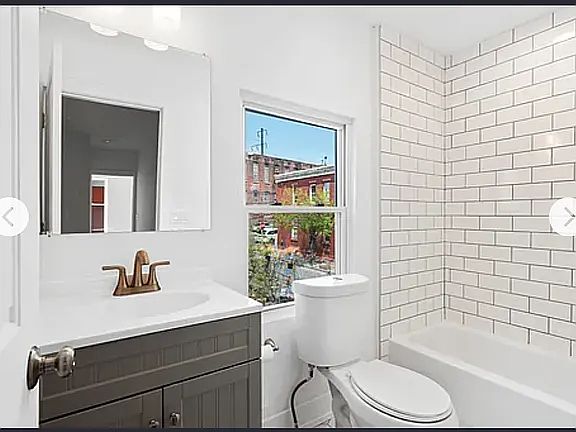 4th image of 5022 Ogden St #4