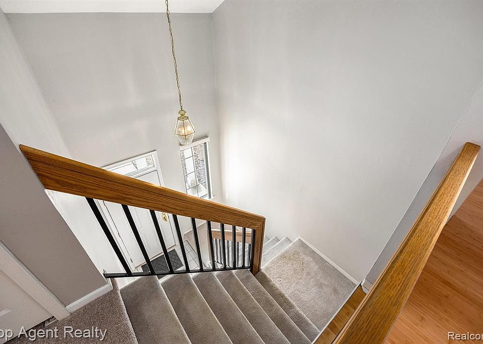 1st image of 56284 Troon Dr N Unit 185