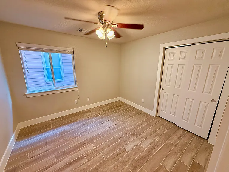 1617 Sugarberry Ln — Photo 16