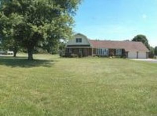 15007 Memphis Bluelick Rd, Henryville, IN 47126