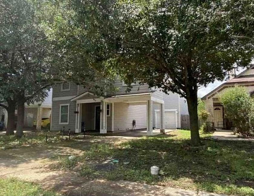 2nd image of 13521 Sea Biscuit Dr