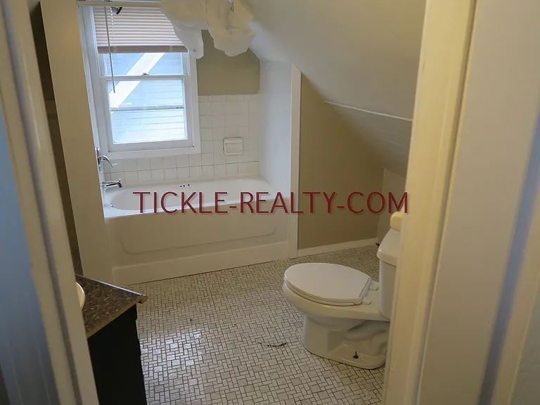 13 Lafayette Park — Photo 6