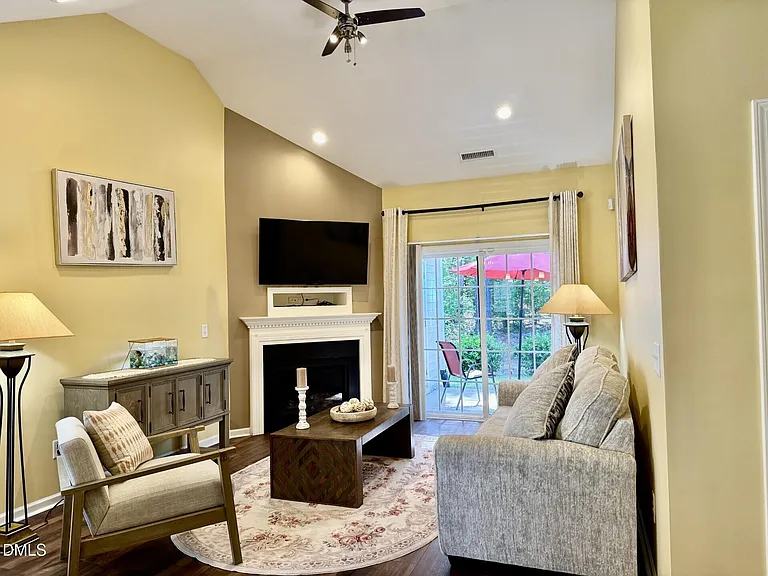 224 Myatt Fern Dr — Photo 14