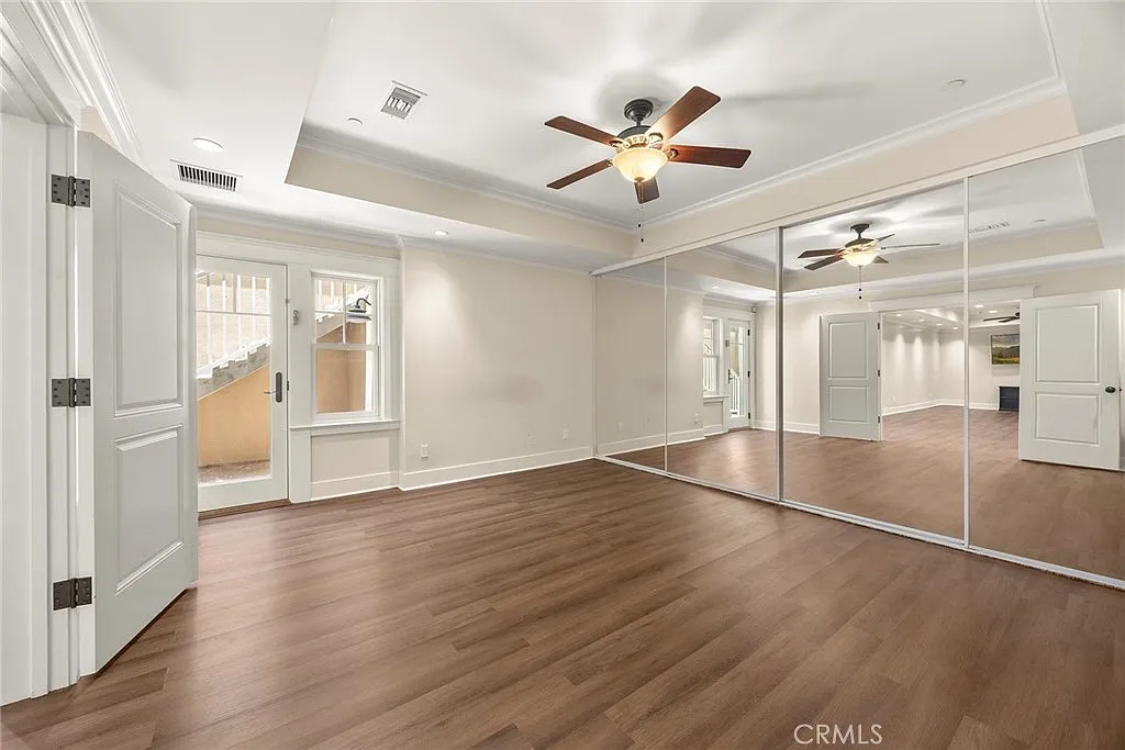 1 bed, 942 sqft, $2,900 — Photo 3