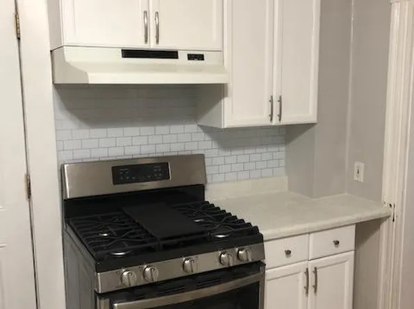 82 Lowell St Unit 1, Waltham, MA 02453