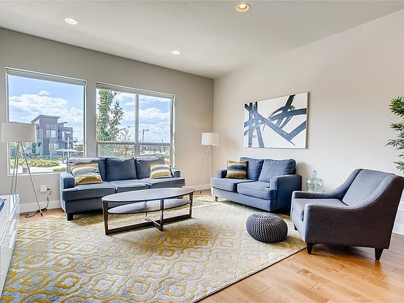 5th image of 5538 Valentia Ct