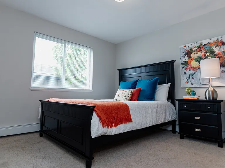 182 Keystone Cres — Photo 7