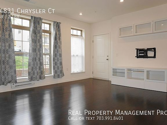 4th image of 14831 Chrysler Ct #36