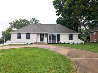 9909 E 76th Ter, Raytown, MO 64138