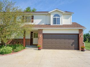 W2524 Roosevelt Rd, Ixonia, WI 53036